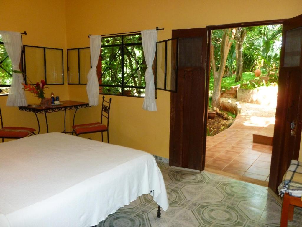 Santa Elena The Flycatcher Inn Retreat Hotel المظهر الخارجي الصورة